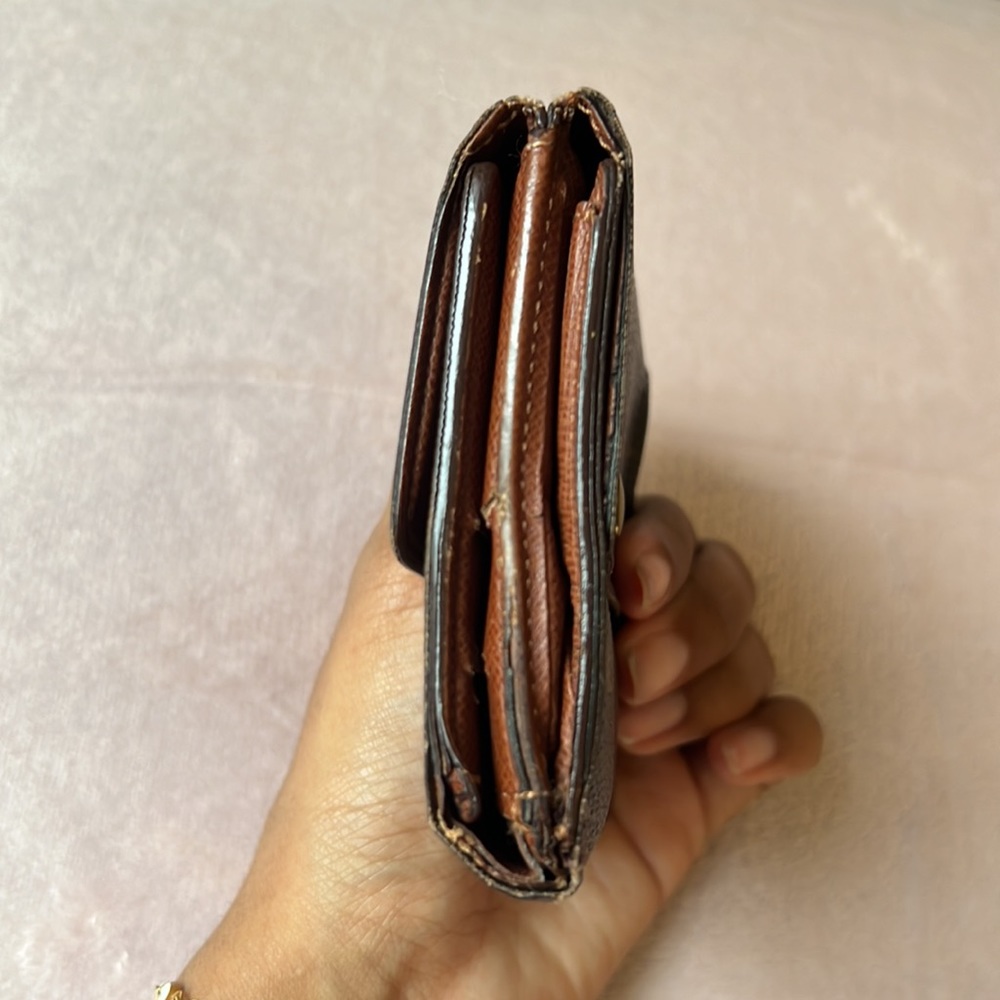 Authentic Louis Vuitton Wallet - Picture 7 of 8